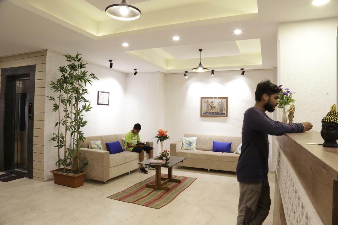 Emerald Vista Luxury Suites Pune Exterior photo